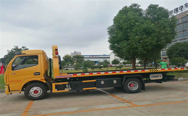 南川定远24小时拖车救援电话号码，定远道路救援公司怎么收费的